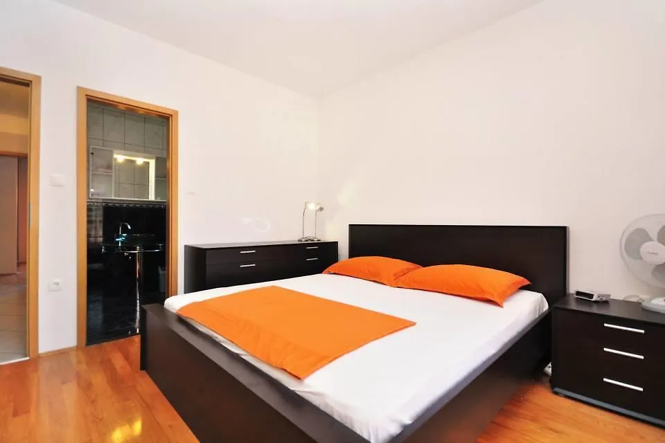 Apartment Luxury Cream Kaštela