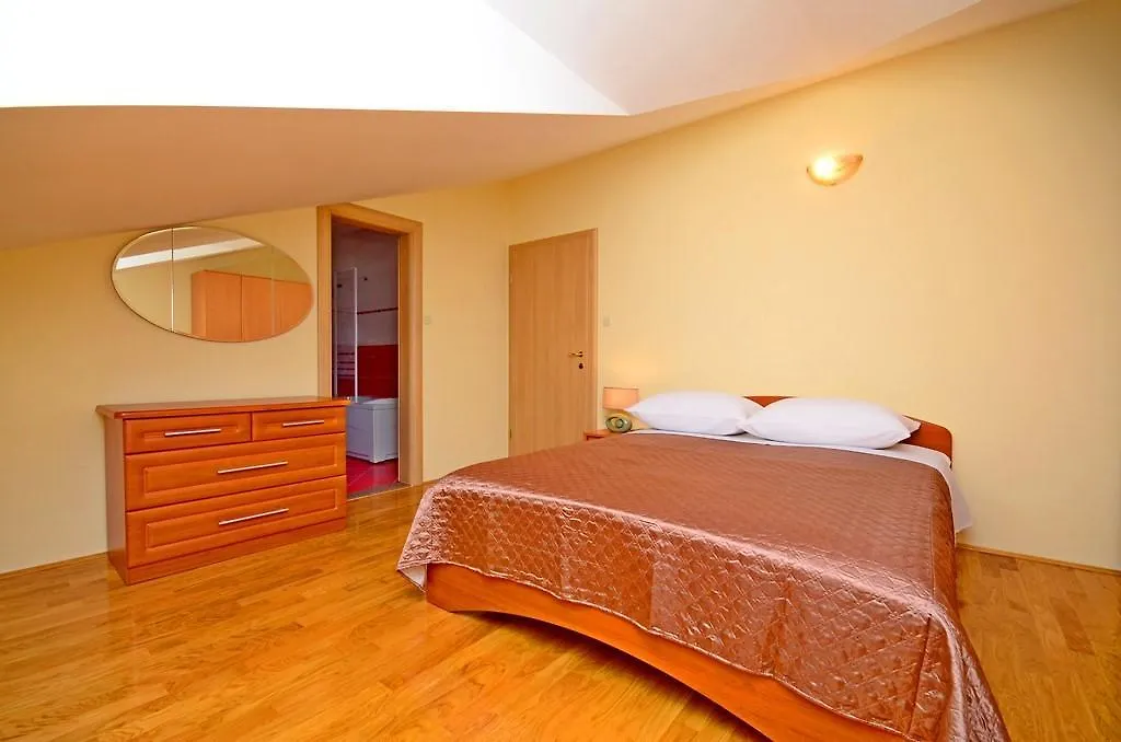 Apartment Luxury Cream Kaštela