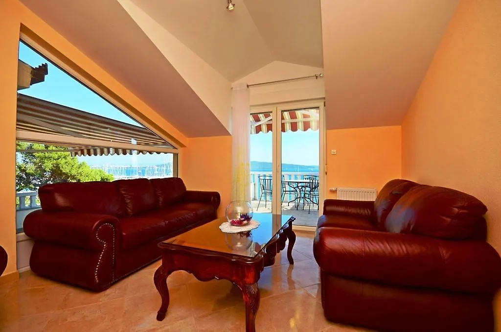 Apartment Luxury Cream Kaštela 0*,  Kroatië
