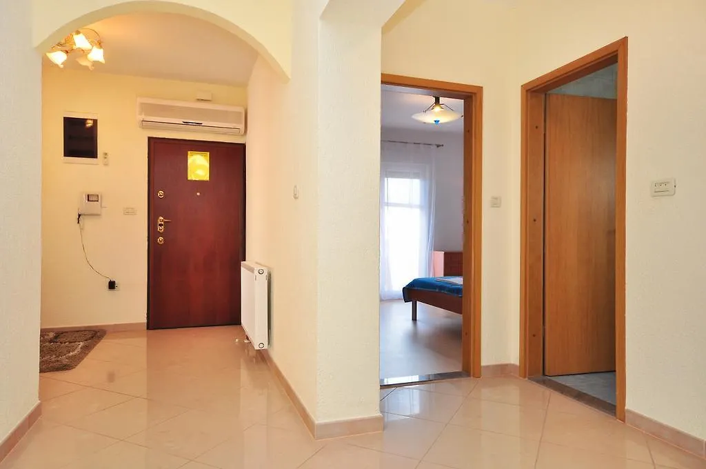 Apartment Luxury Cream Kaštela