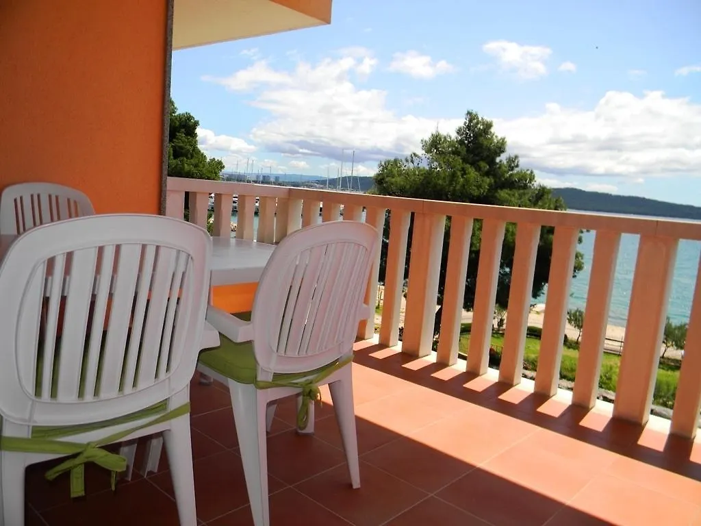 Apartment Luxury Cream Kaštela Kroatië