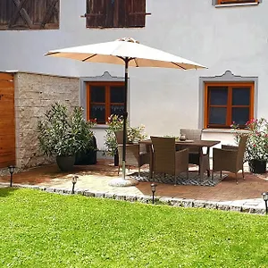 https://gemutliche-ferienwohnung-mit-70qm-wohnflache-und.com-bavaria.com