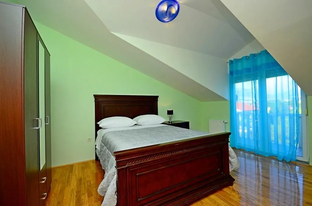 Apartment Luxury Cream Kaštela