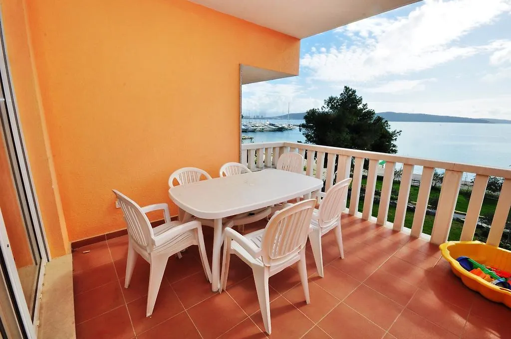 Apartment Luxury Cream Kaštela