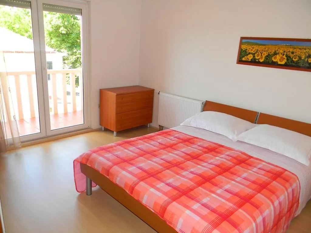 Apartment Luxury Cream Kaštela Kroatien